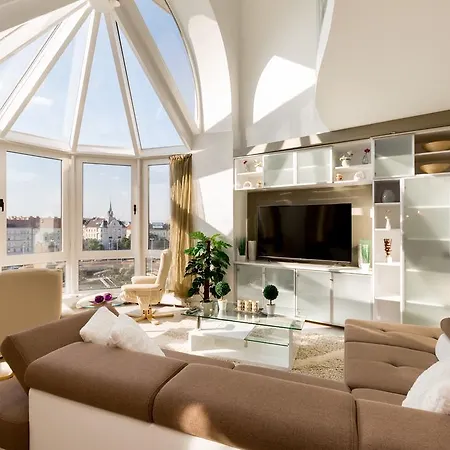 Panorama Dream W 3bdr, Ac, Garage * 부다페스트