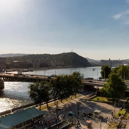 Apartment Panorama Dream W 3bdr, Ac, Garage *