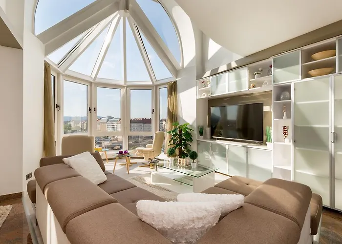 Panorama Dream W 3bdr, Ac, Garage Budapeşte