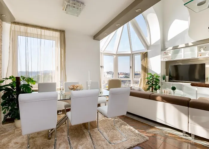 Panorama Dream W 3bdr, Ac, Garage * Budapest